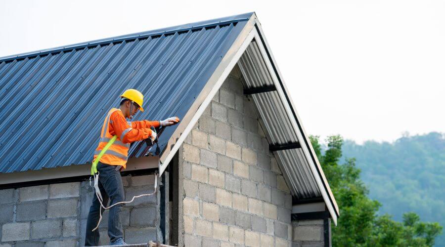 Professional Flat Roofing Installation in Charmco, WV